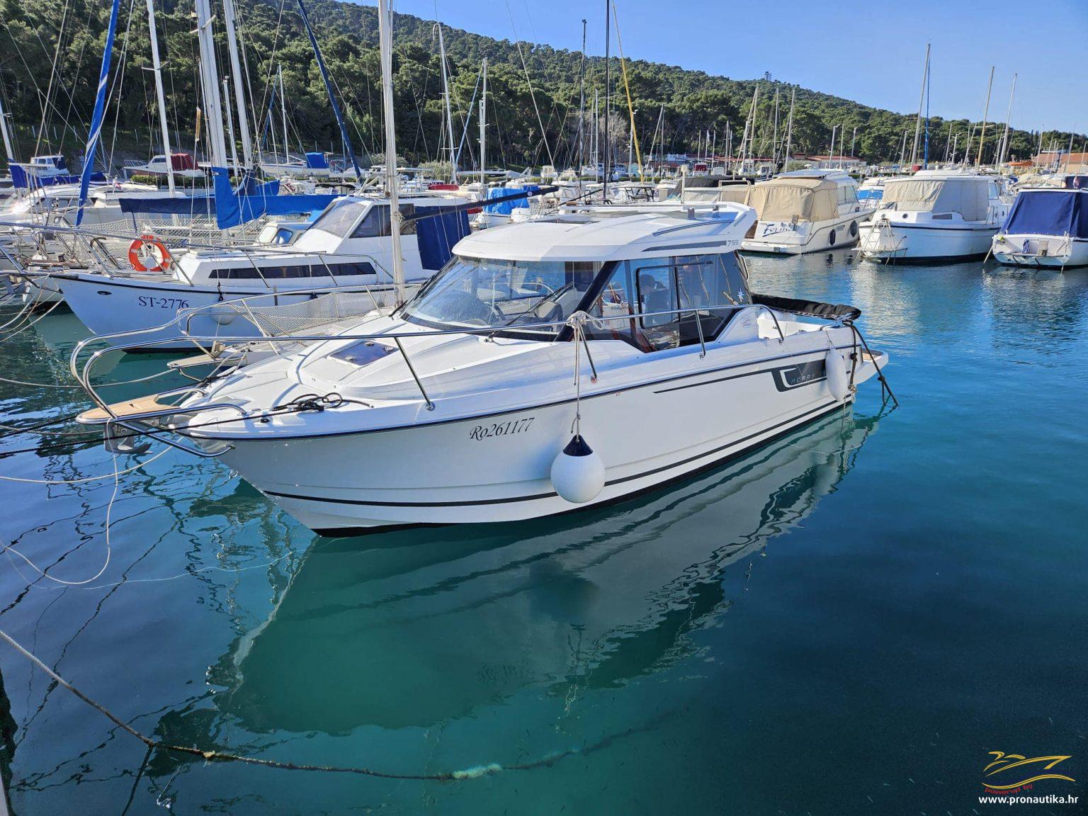 Service 71 1 1 Pronautika - prodaja novih i rabljenih plovila