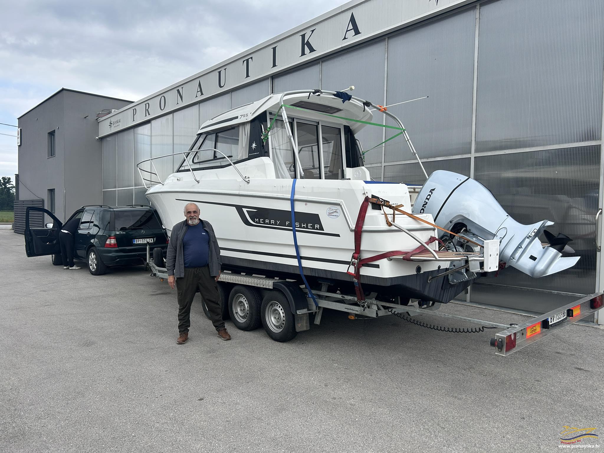 O nama 49 10 3 Pronautika - prodaja novih i rabljenih plovila