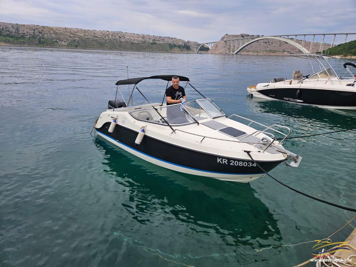 O nama 44 5 1 3 Pronautika - prodaja novih i rabljenih plovila