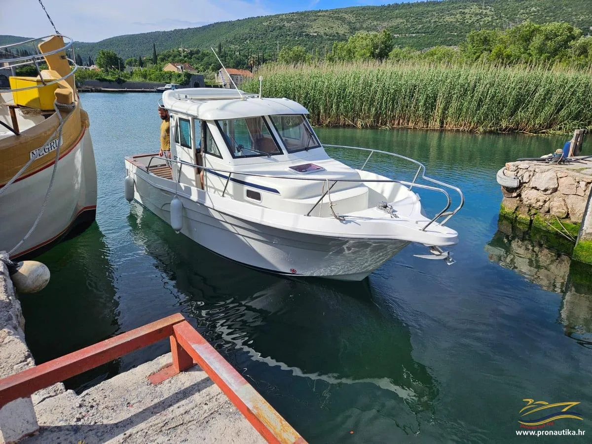 5 1 7 Pronautika - prodaja novih i rabljenih plovila
