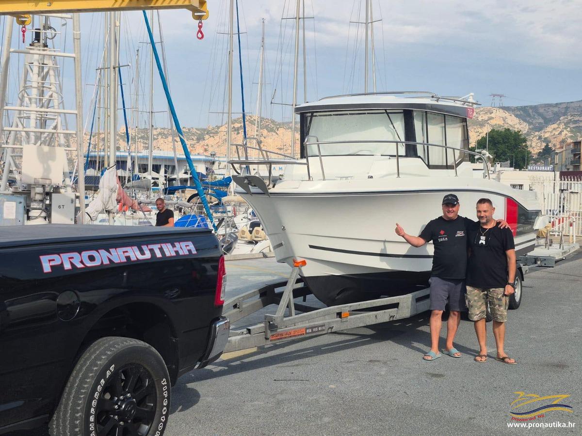 About us 24 1 3 Pronautika - prodaja novih i rabljenih plovila