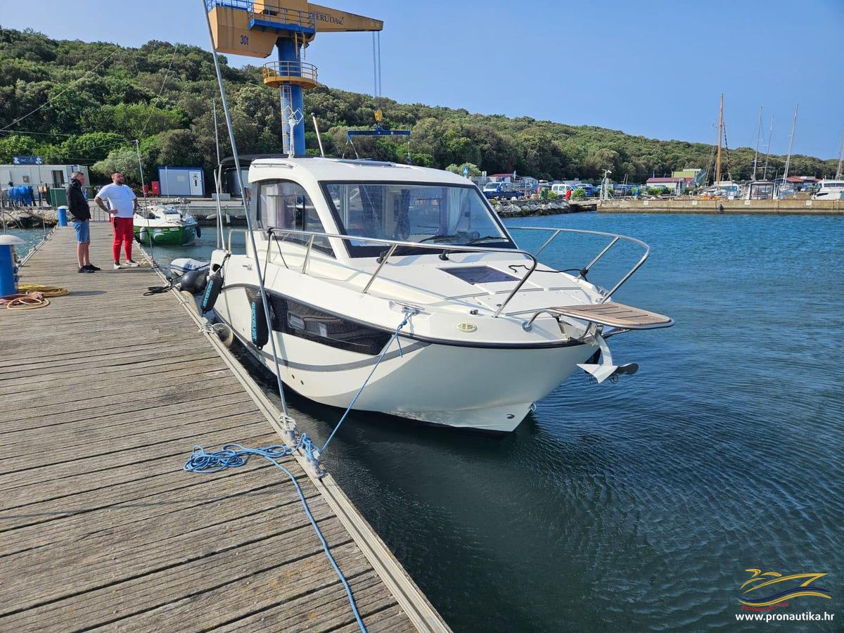 2 Pronautika - prodaja novih i rabljenih plovila