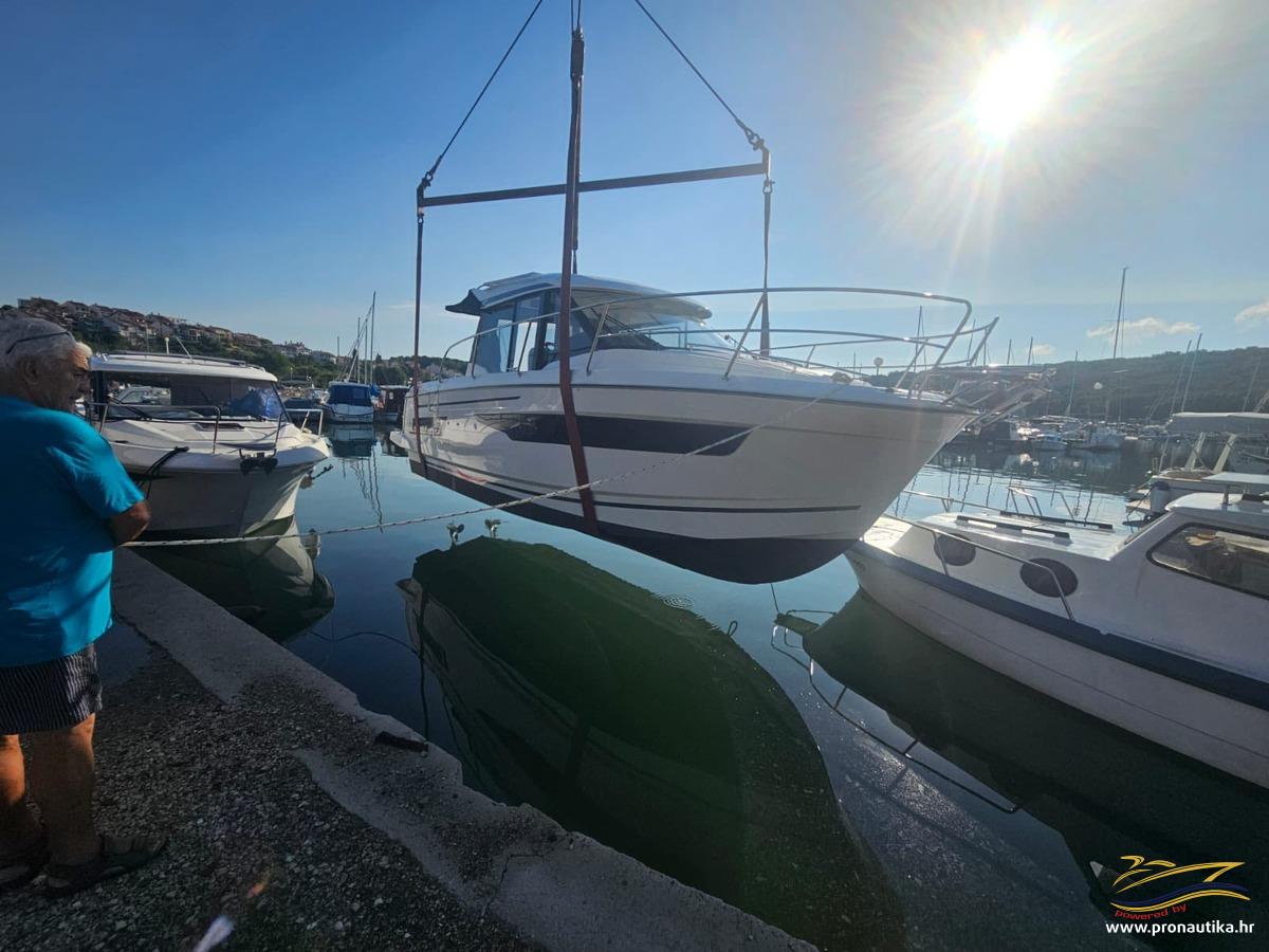 O nama 11 1 1 1 Pronautika - prodaja novih i rabljenih plovila