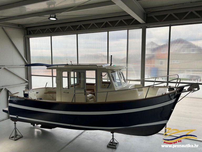 2 Pronautika - prodaja novih i rabljenih plovila