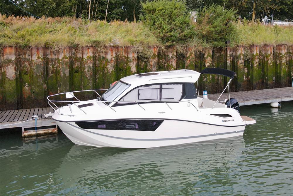 755WE Pronautika - prodaja novih i rabljenih plovila