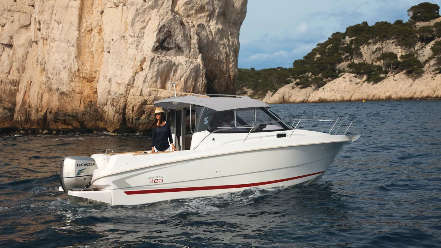 A780 Pronautika - prodaja novih i rabljenih plovila