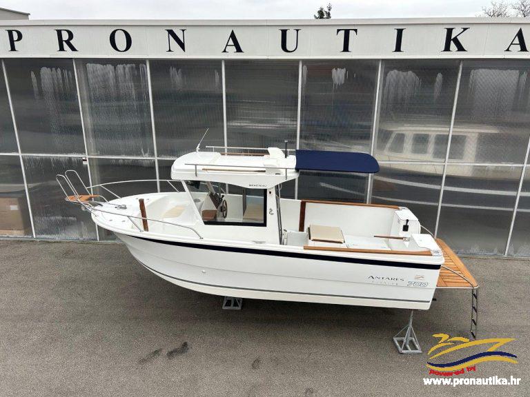 1 2 Pronautika - prodaja novih i rabljenih plovila