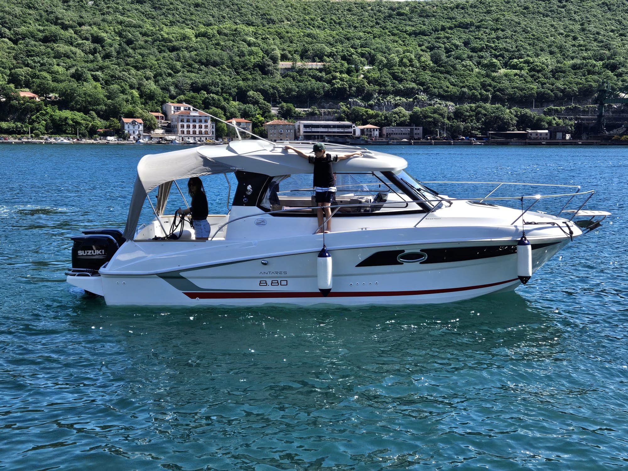 U dolasku Pronautika - prodaja novih i rabljenih plovila